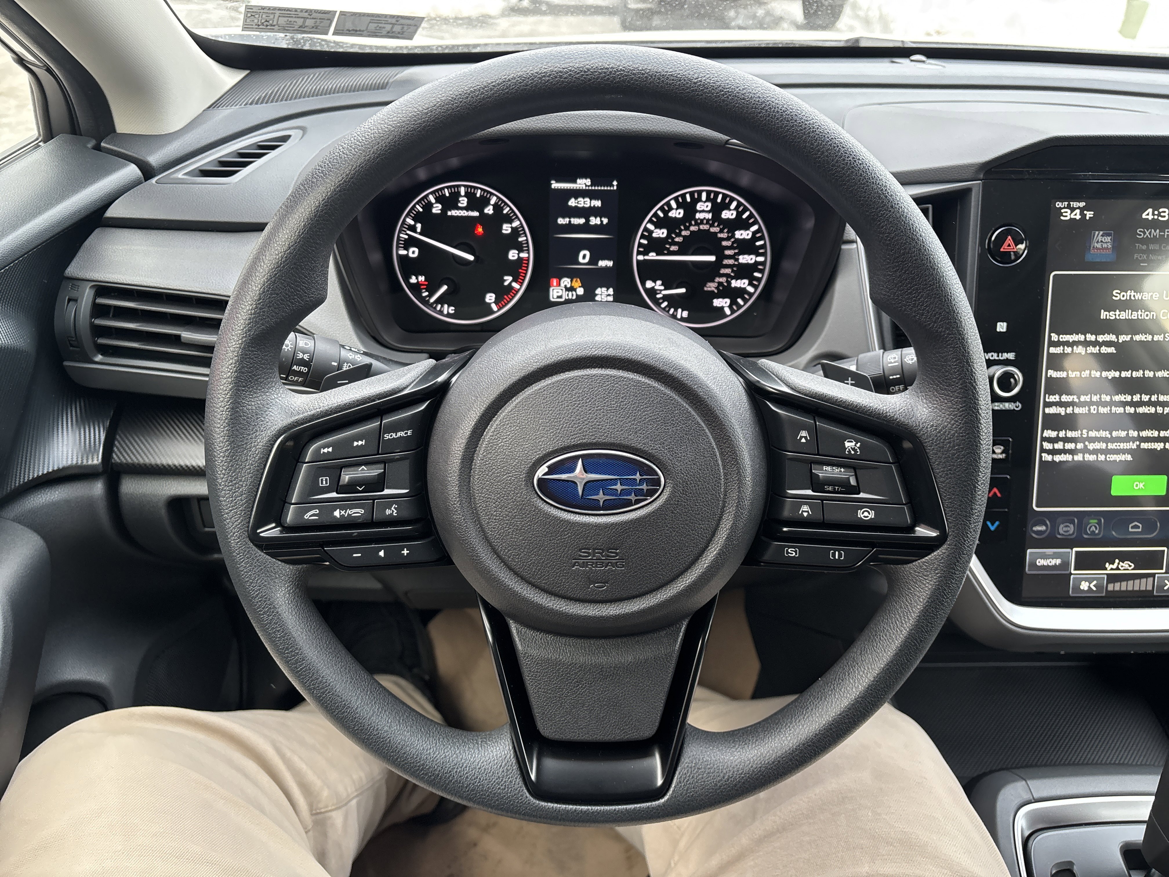 Used 2025 Subaru Crosstrek 2.0i Premium image 18