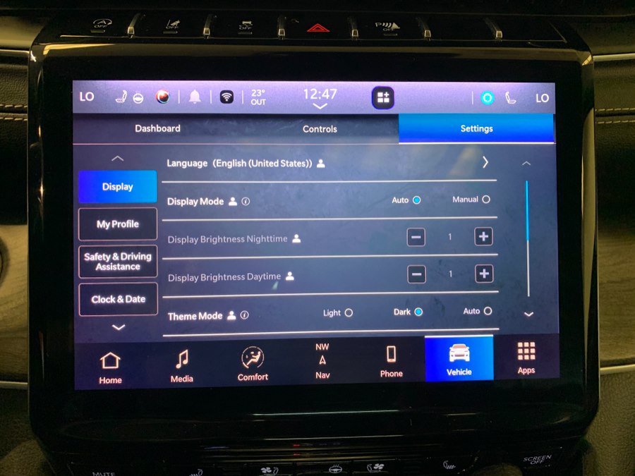 Used 2022 Jeep Grand Cherokee L Limited w/ Luxury Tech Group II AWD/4WD image 36
