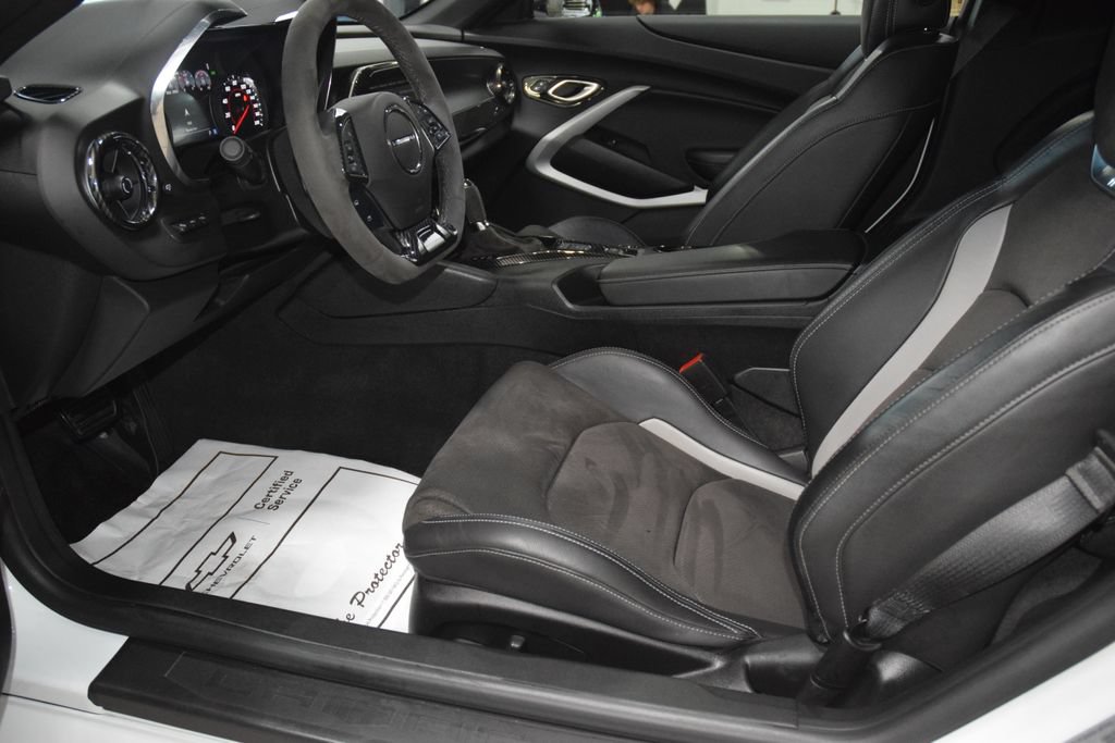 Used 2021 Chevrolet Camaro SS RWD image 42