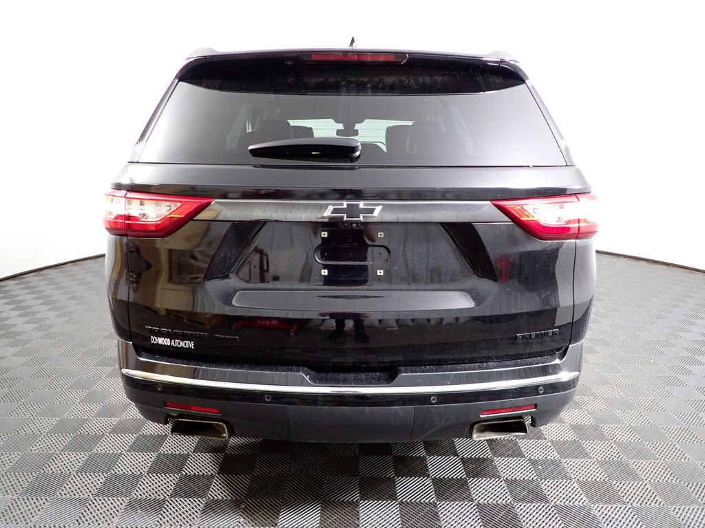 Used 2019 Chevrolet Traverse Premier w/ LPO, Blackout Package AWD/4WD image 16