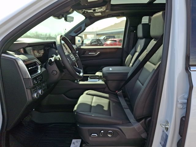 New 2026 GMC Yukon Denali w/ Denali Reserve Package AWD/4WD image 13