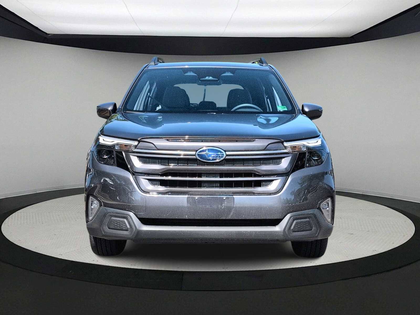Used 2026 Subaru Forester Premium AWD/4WD image 3
