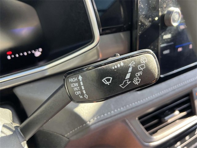 Used 2025 Volkswagen Taos SE image 35