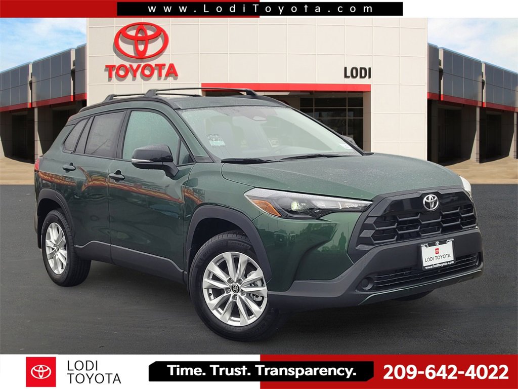 New 2026 Toyota Corolla Cross LE image 1