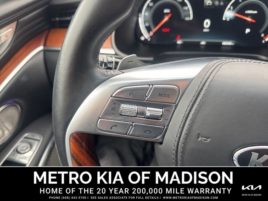 Used 2020 Kia K900 Luxury w/ VIP Package image 18