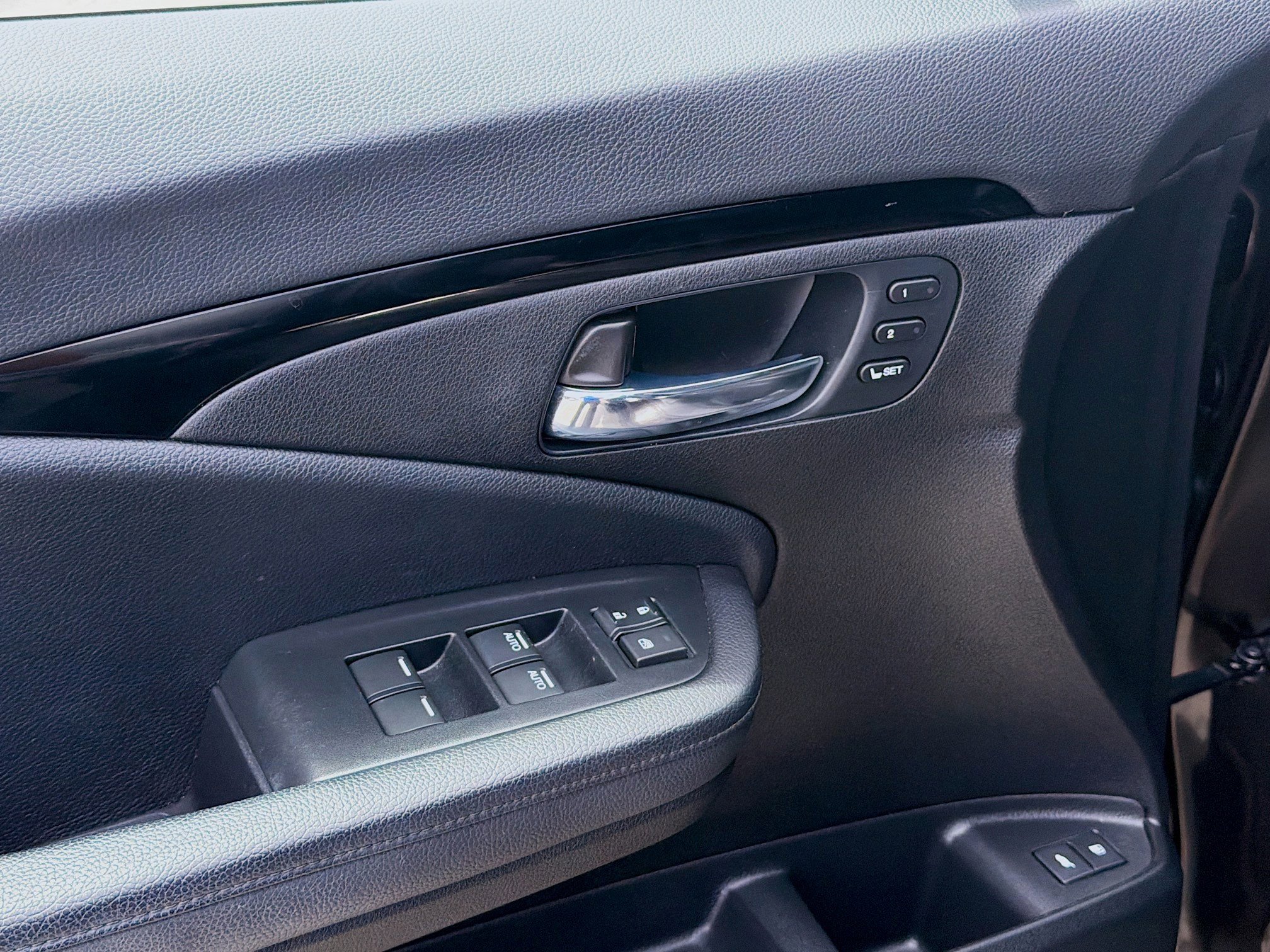 Certified 2021 Honda Passport Touring image 17