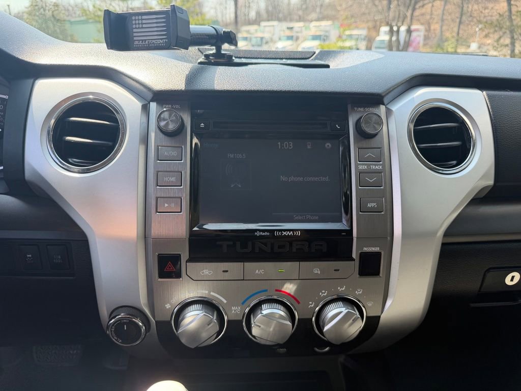Used 2014 Toyota Tundra SR5 w/ SR5 Upgrade Package AWD/4WD image 17