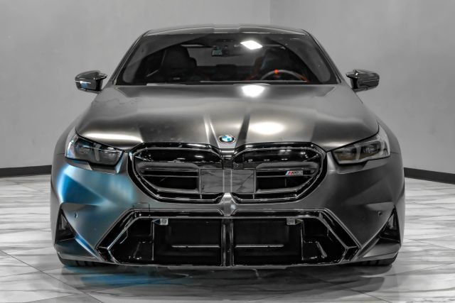 Used 2026 BMW M5 w/ Carbon Package AWD/4WD image 8