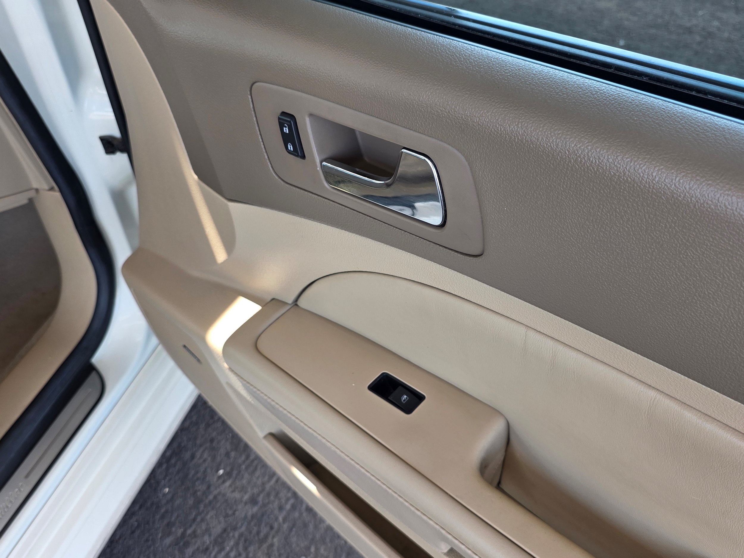 Used 2006 Cadillac STS V8 RWD image 24
