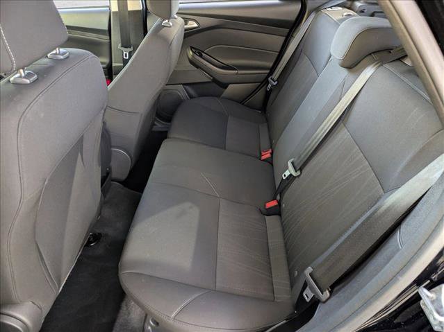 Used 2018 Ford Focus SE image 18