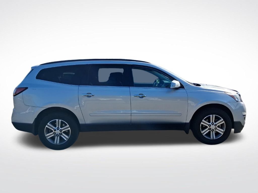 Used 2016 Chevrolet Traverse LT FWD image 4