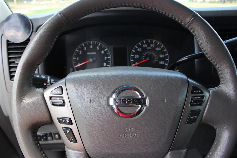 Used 2014 Nissan NV 3500 SL w/ Technology Package RWD image 32