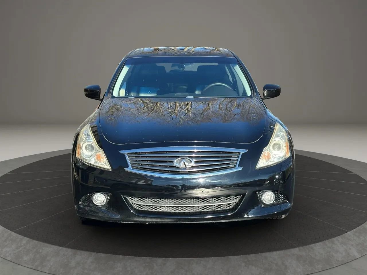 Used 2013 INFINITI G37 x Sedan w/ Premium Pkg image 2