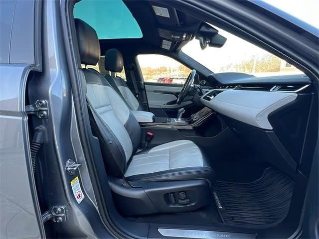 Used 2020 Land Rover Range Rover Evoque R-Dynamic SE AWD/4WD image 30
