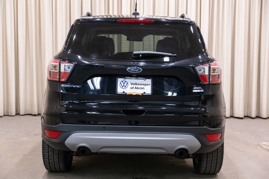 Used 2018 Ford Escape SEL image 4