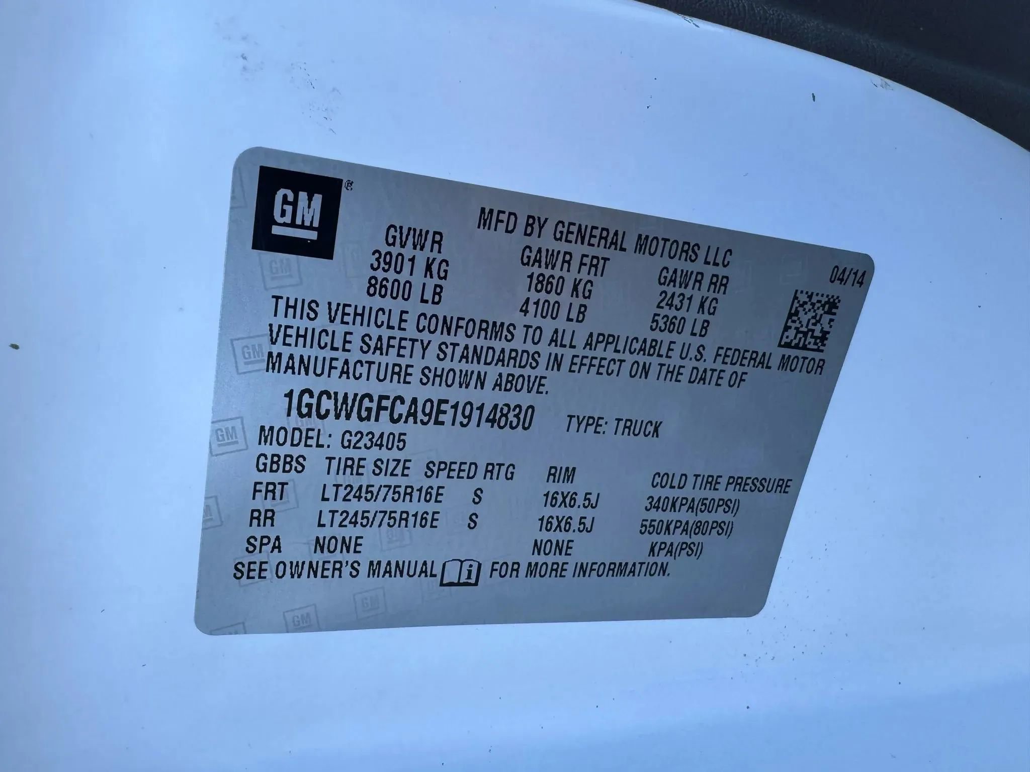 Used 2014 Chevrolet Express 2500 image 22