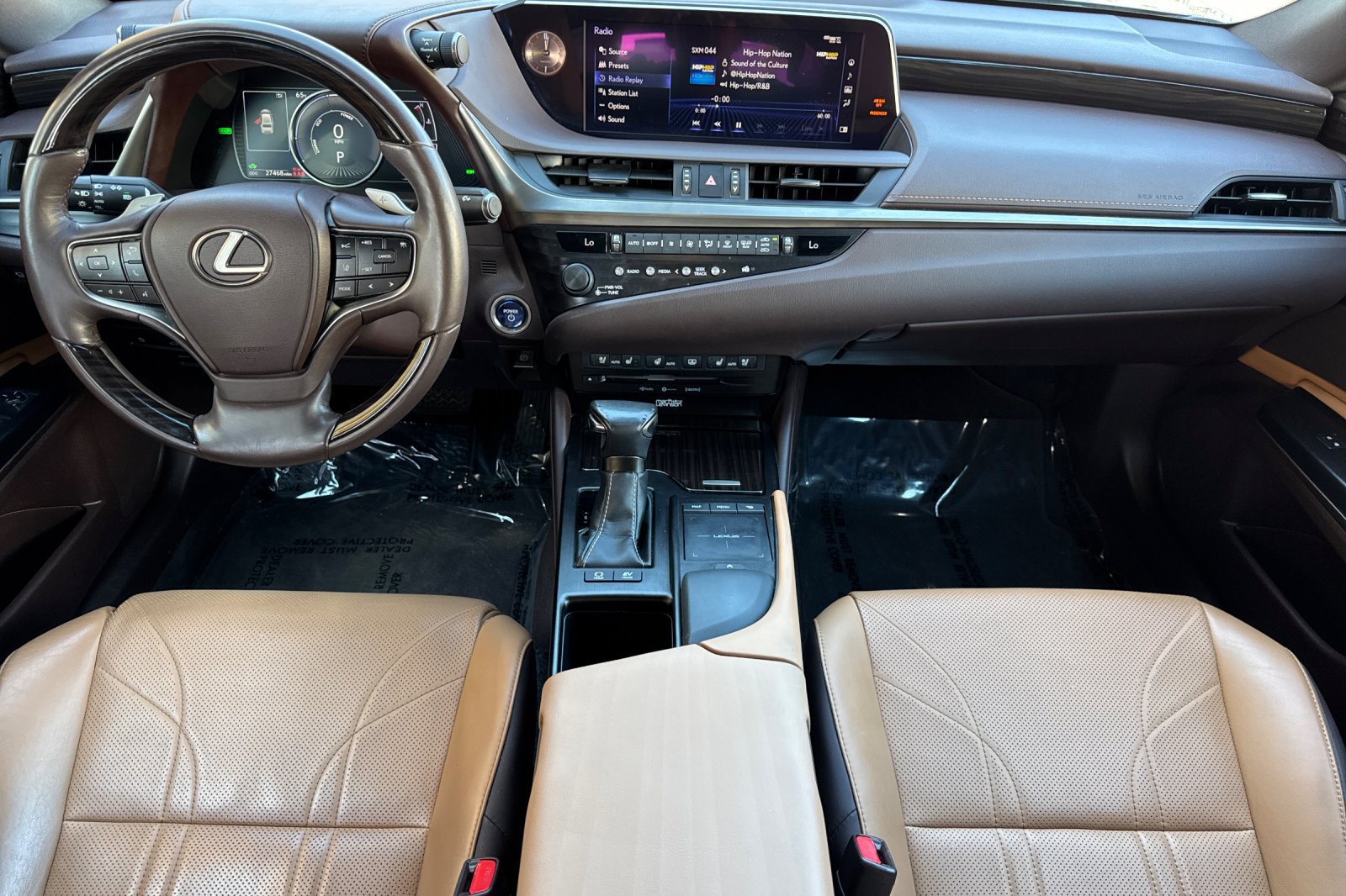 Used 2019 Lexus ES 300h w/ Accessory Package 2 FWD image 15