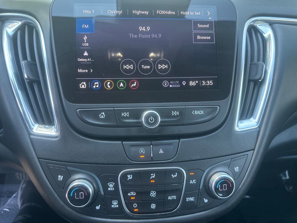 Used 2024 Chevrolet Malibu LT FWD image 12