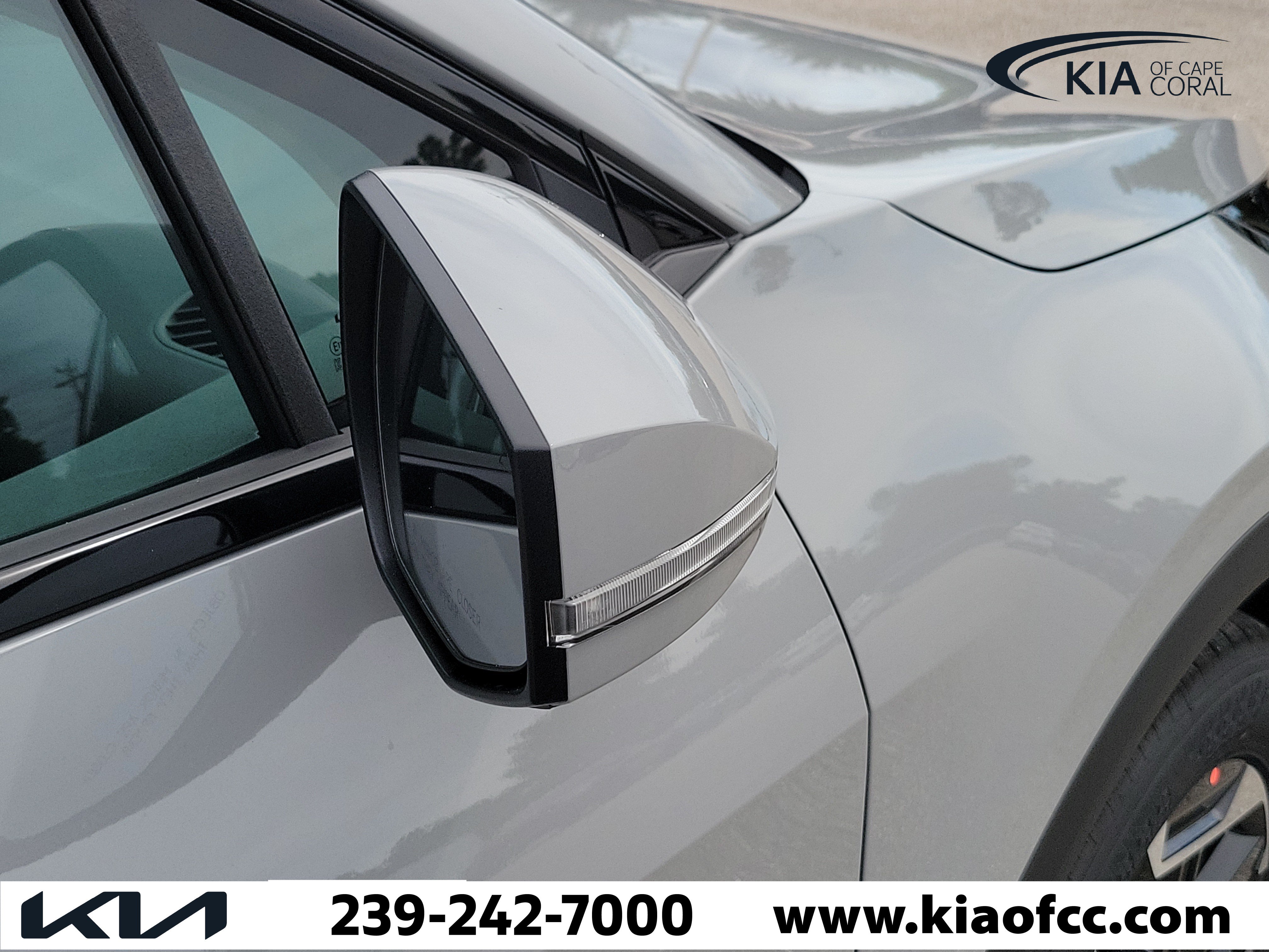 New 2027 Kia Sportage S FWD image 8