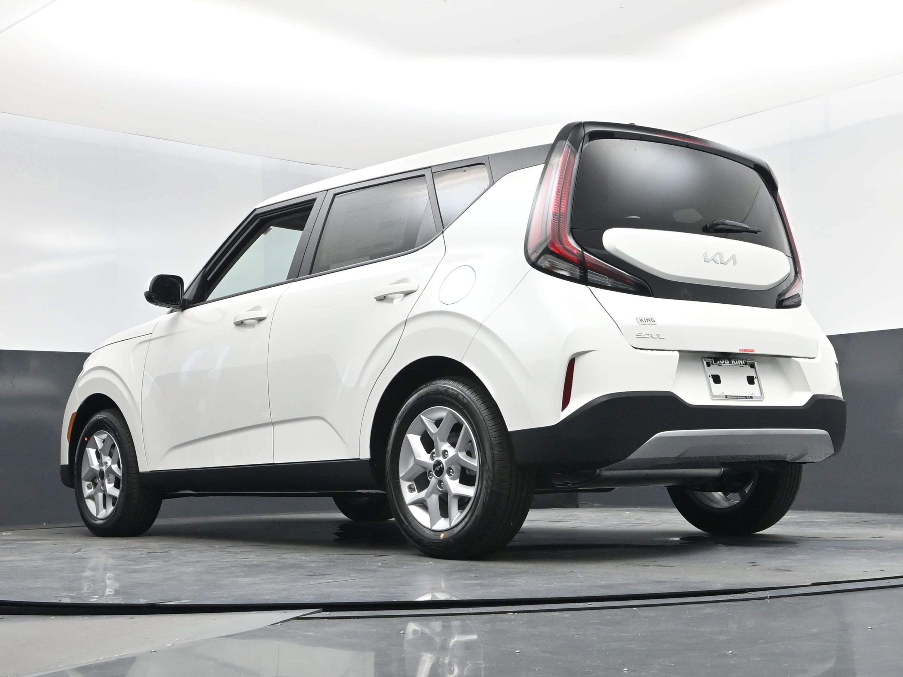 New 2025 Kia Soul LX image 12