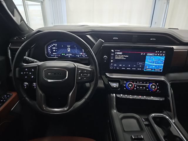 Used 2024 GMC Sierra 2500 Denali Ultimate AWD/4WD image 13
