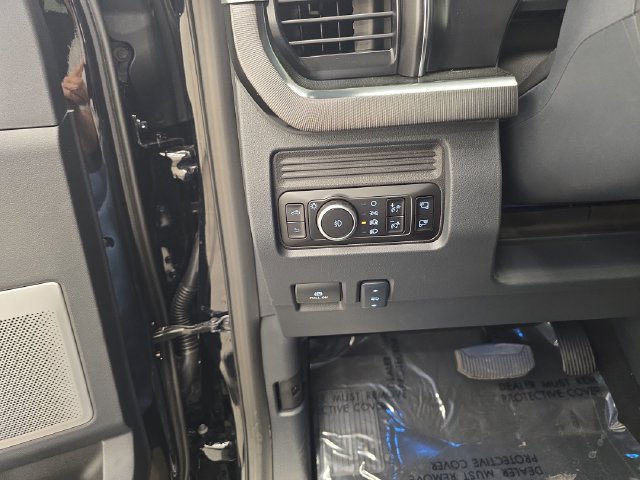 New 2027 Ford F450 Platinum w/ FX4 Off-Road Package AWD/4WD image 43