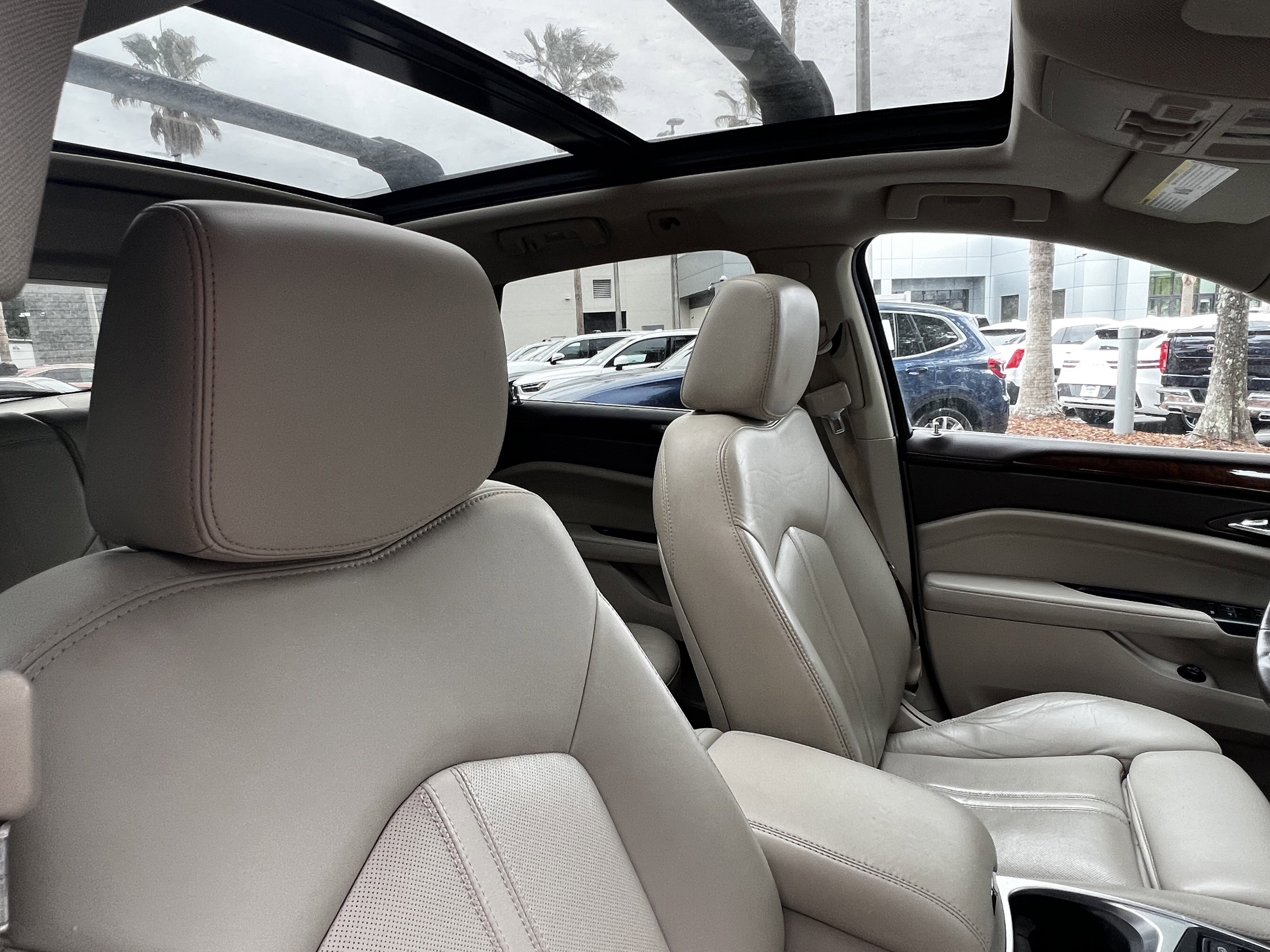 Used 2016 Cadillac SRX Premium AWD/4WD image 43