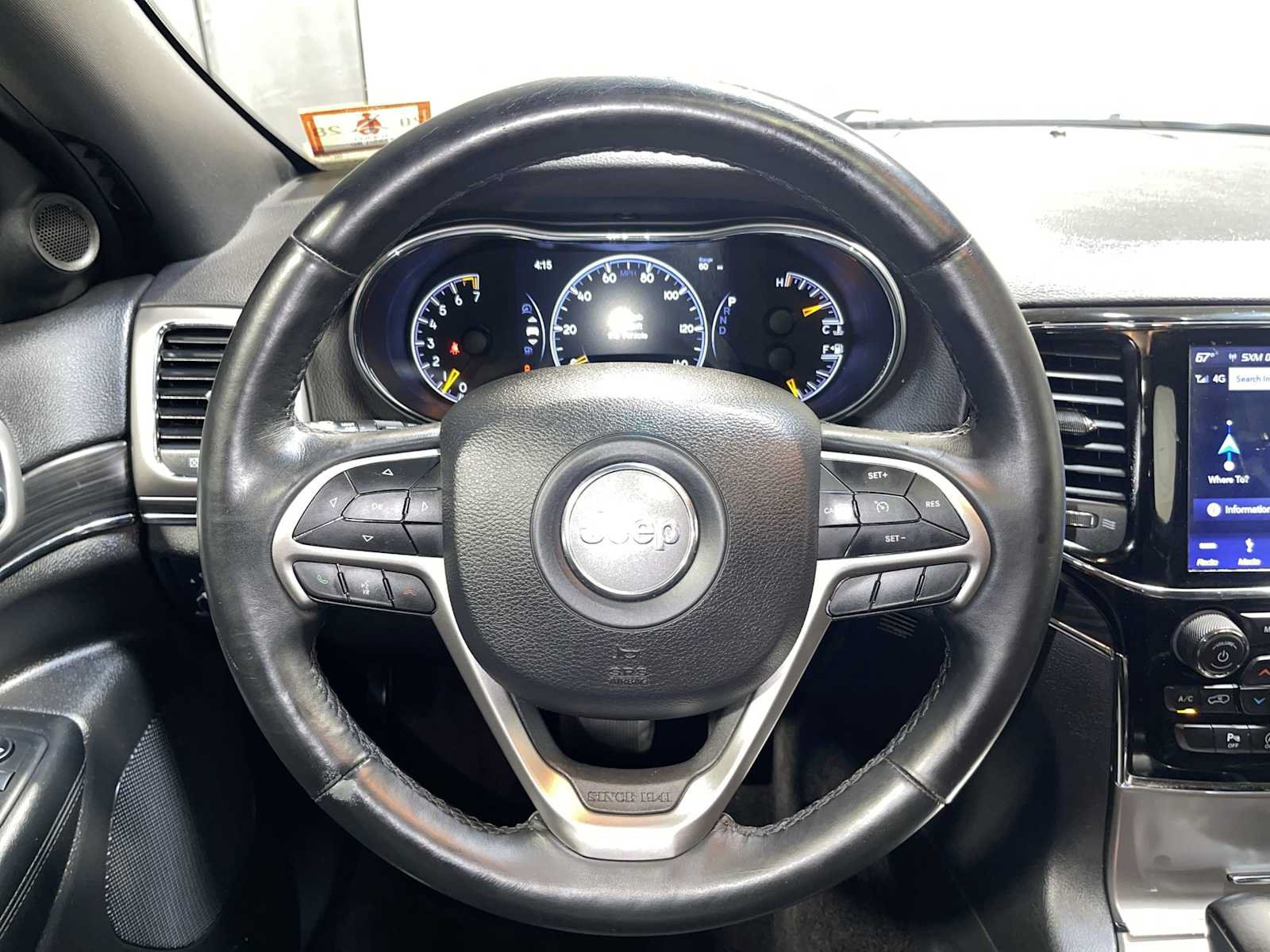 Used 2019 Jeep Grand Cherokee Limited AWD/4WD image 15