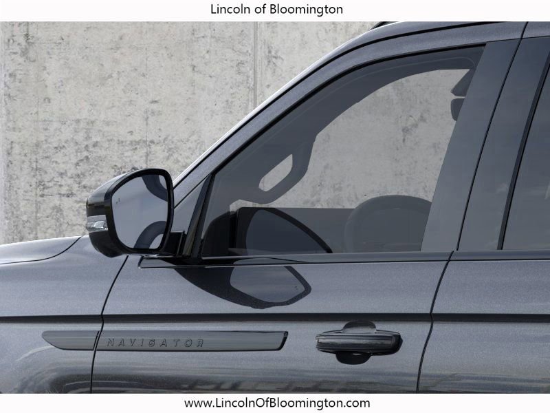 New 2025 Lincoln Navigator L Reserve w/ Jet Appearance Package image 22