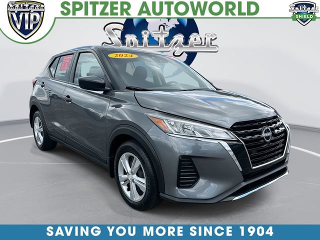 Used 2024 Nissan Kicks S FWD image 1