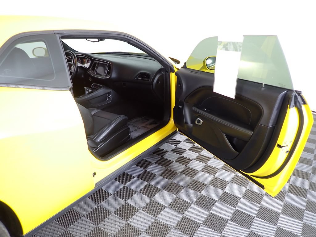 Used 2017 Dodge Challenger R/T Plus RWD image 34
