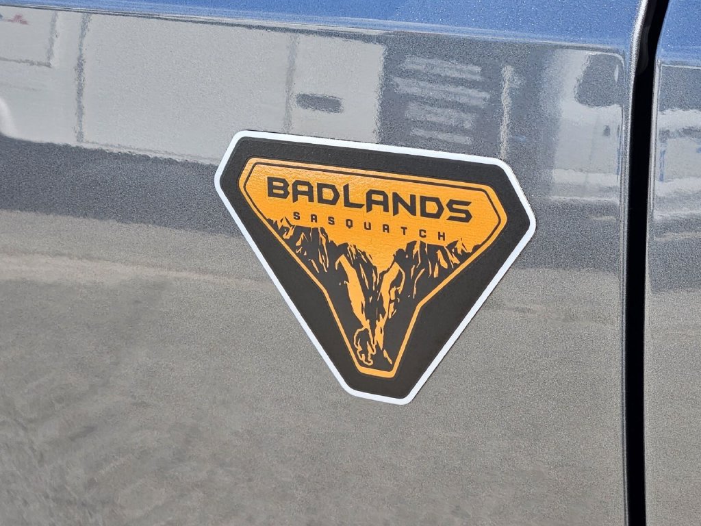 Certified 2024 Ford Bronco Badlands AWD/4WD image 9