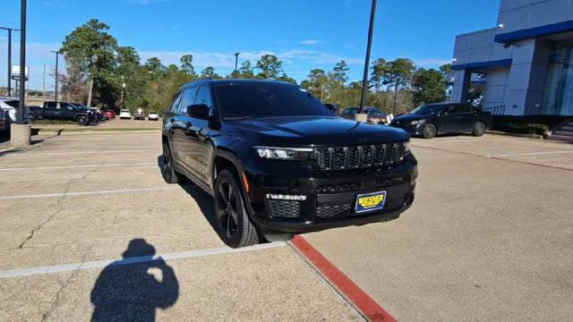 Used 2025 Jeep Grand Cherokee L Limited w/ Black Appearance Package image 2