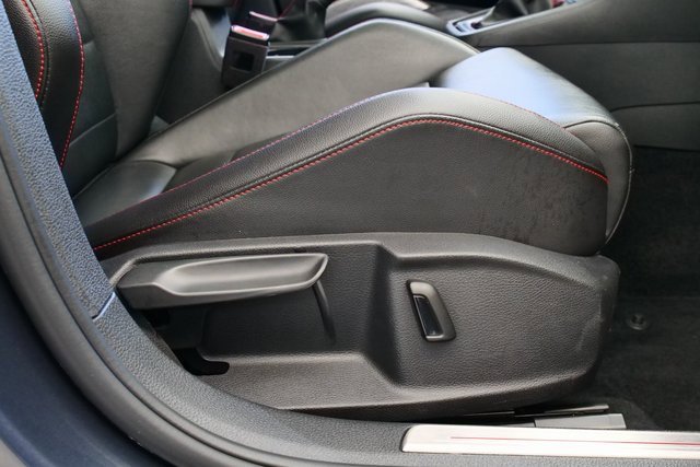 Used 2019 Volkswagen GTI Autobahn image 16