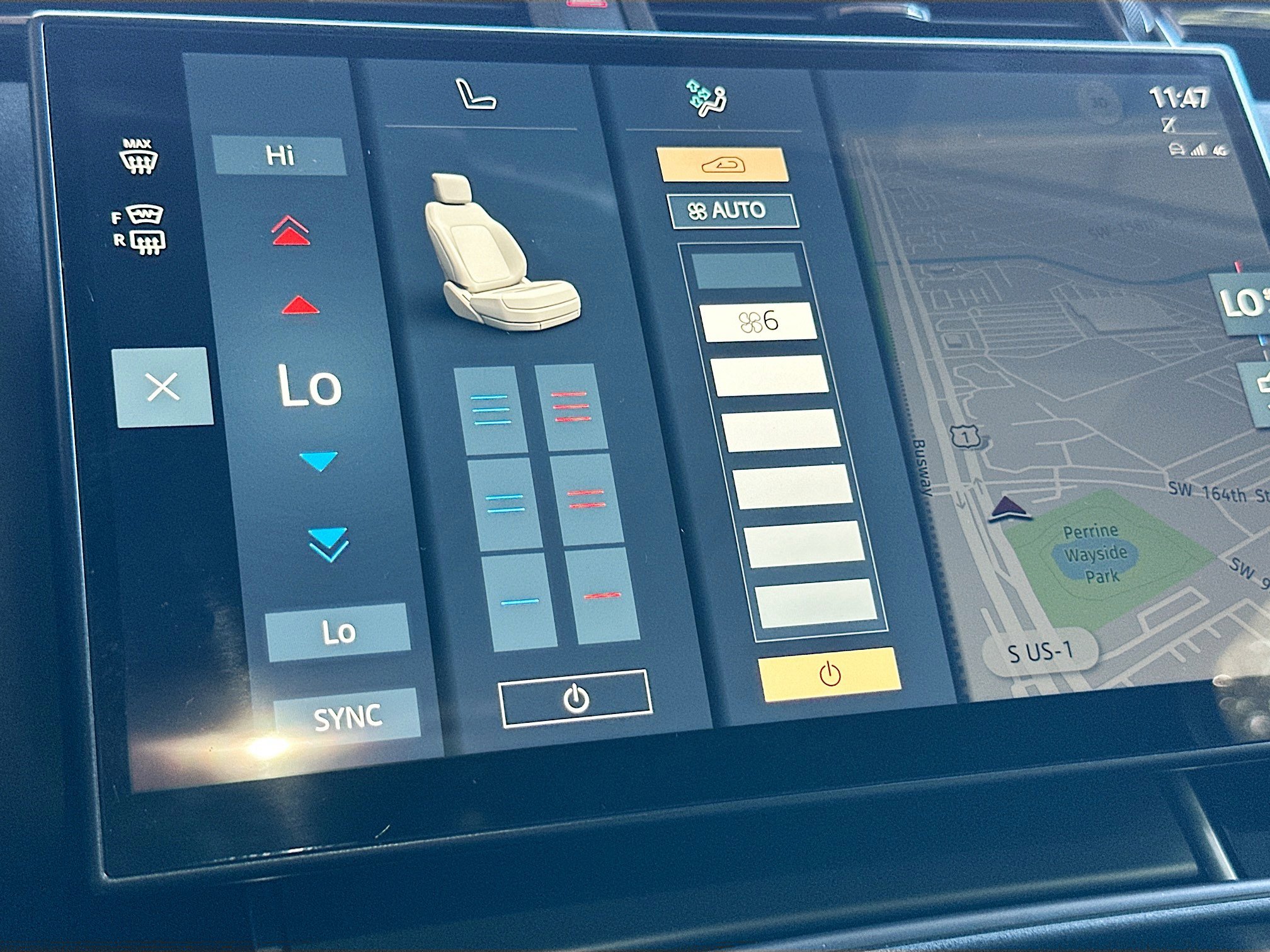 Used 2024 Land Rover Range Rover Velar Dynamic SE image 16