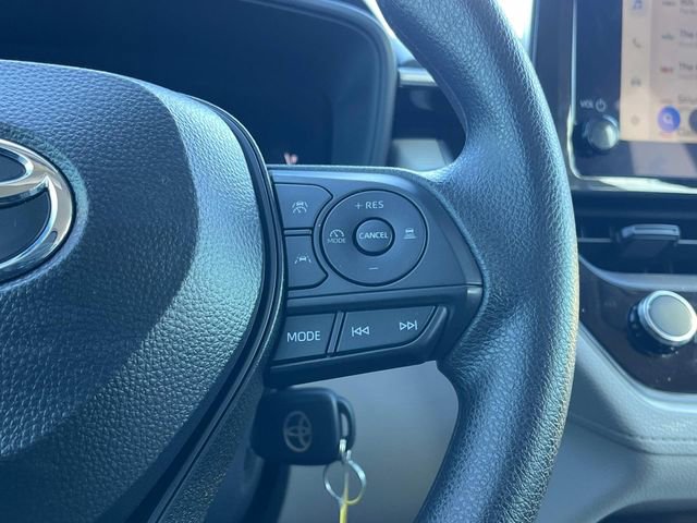 Used 2026 Toyota Corolla Cross L image 28