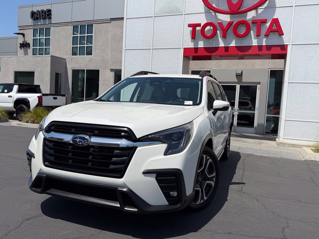 Used 2023 Subaru Ascent Limited AWD/4WD image 4