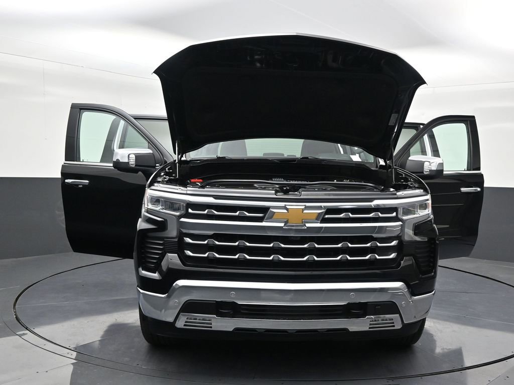 Used 2023 Chevrolet Silverado 1500 LTZ w/ Z71 Off-Road Package image 36