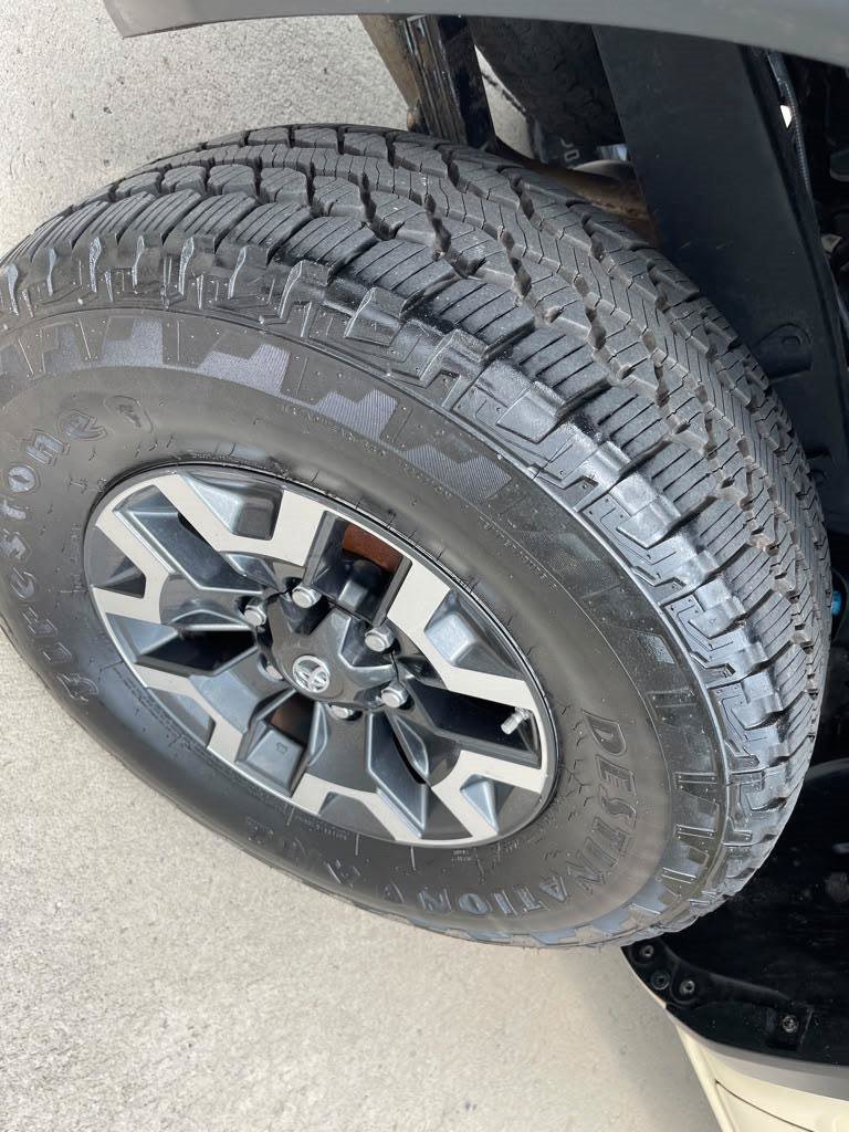 Used 2017 Toyota Tacoma TRD Off-Road w/ Tow Package (A/T) AWD/4WD image 45