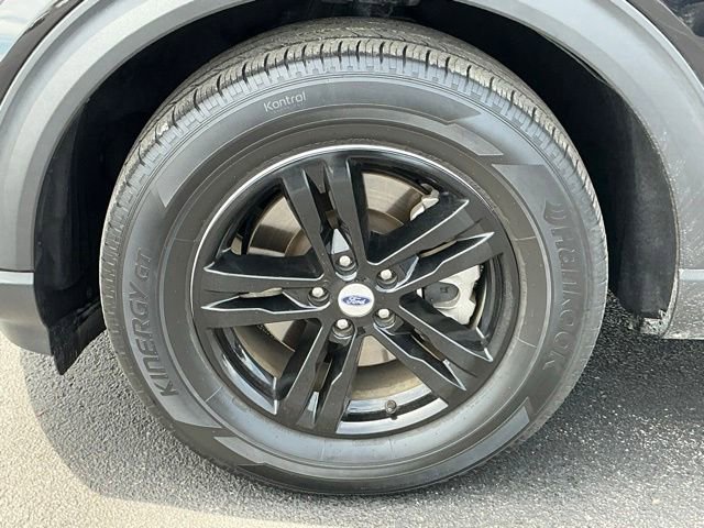 Used 2023 Ford Explorer XLT RWD image 11