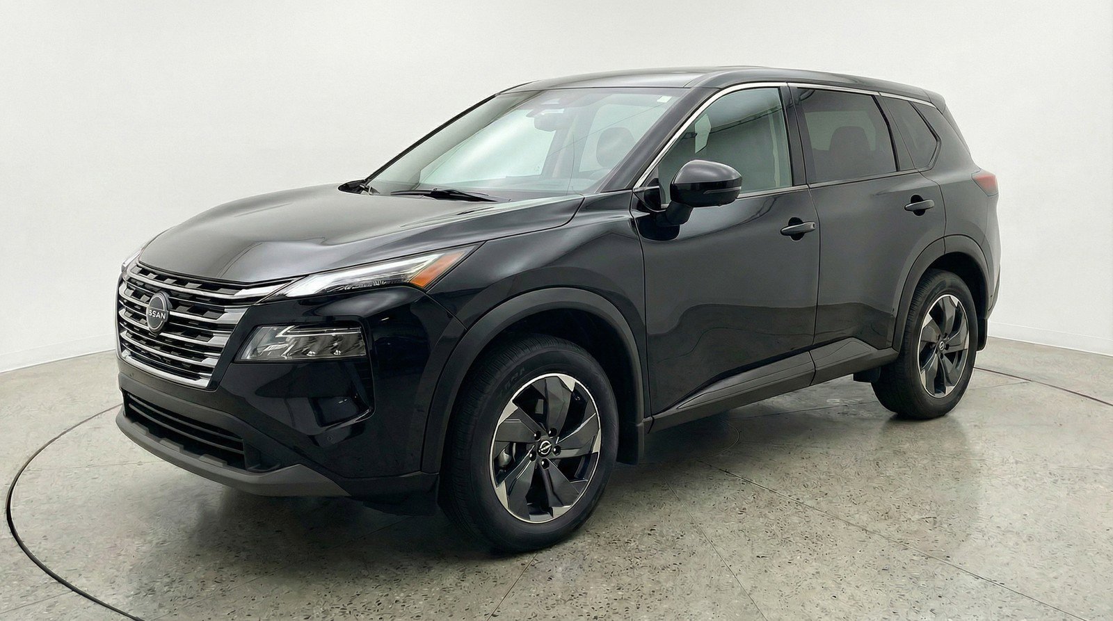 Used 2025 Nissan Rogue SV AWD/4WD image 3