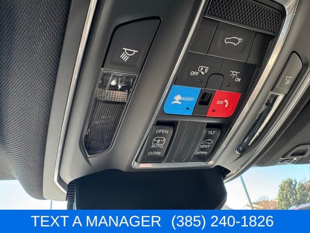 New 2026 Jeep Grand Cherokee Altitude image 20