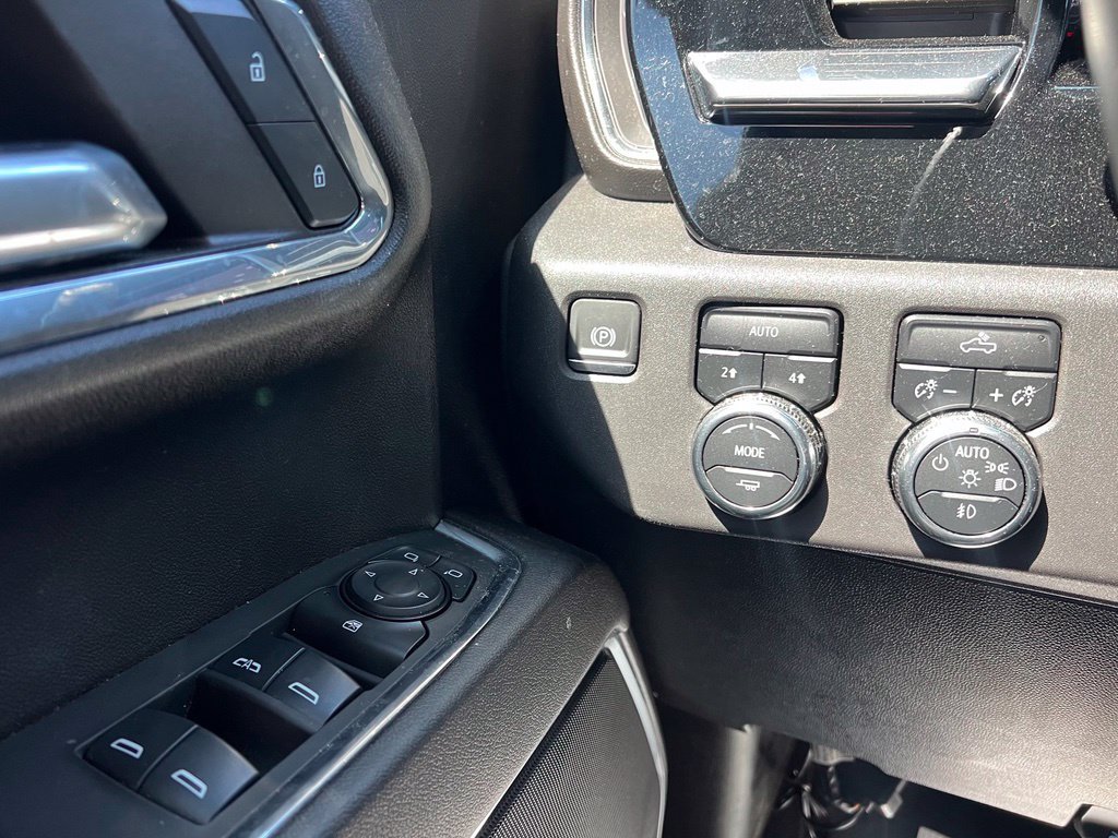 Used 2024 GMC Sierra 1500 Elevation AWD/4WD image 18