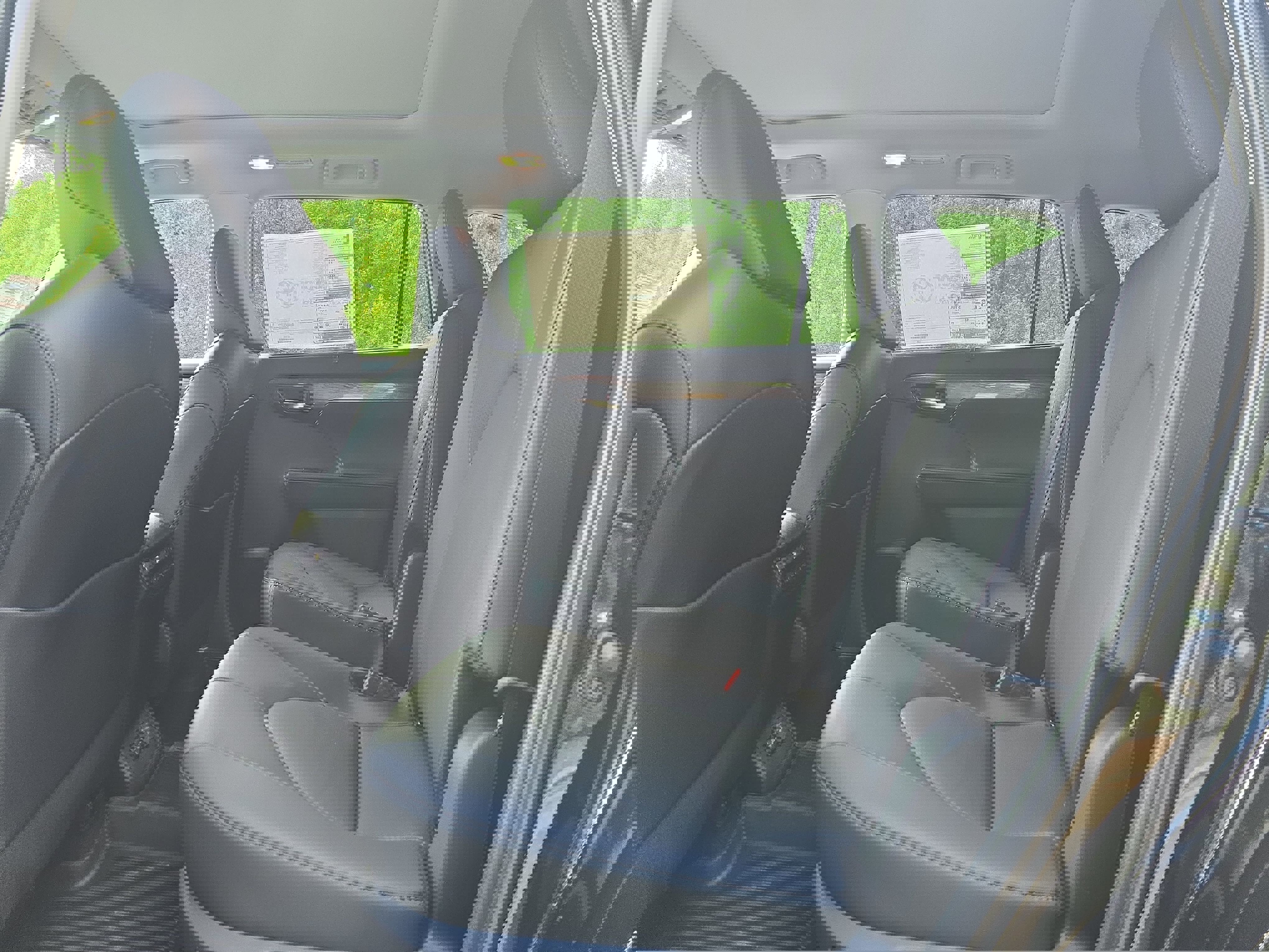 New 2026 Toyota Highlander Platinum AWD/4WD image 13