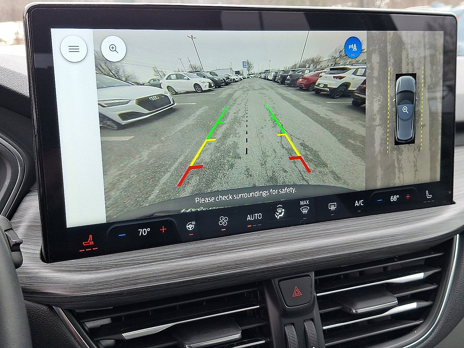 Used 2023 Ford Escape Platinum w/ Premium Technology Package image 19