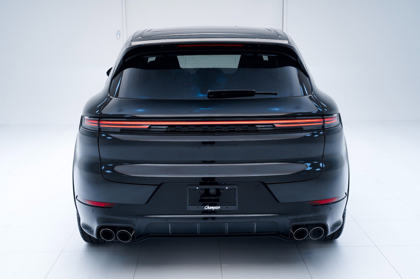 New 2026 Porsche Cayenne GTS image 10