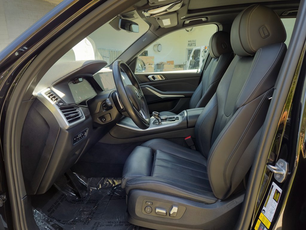 Used 2021 BMW X5 xDrive45e image 11