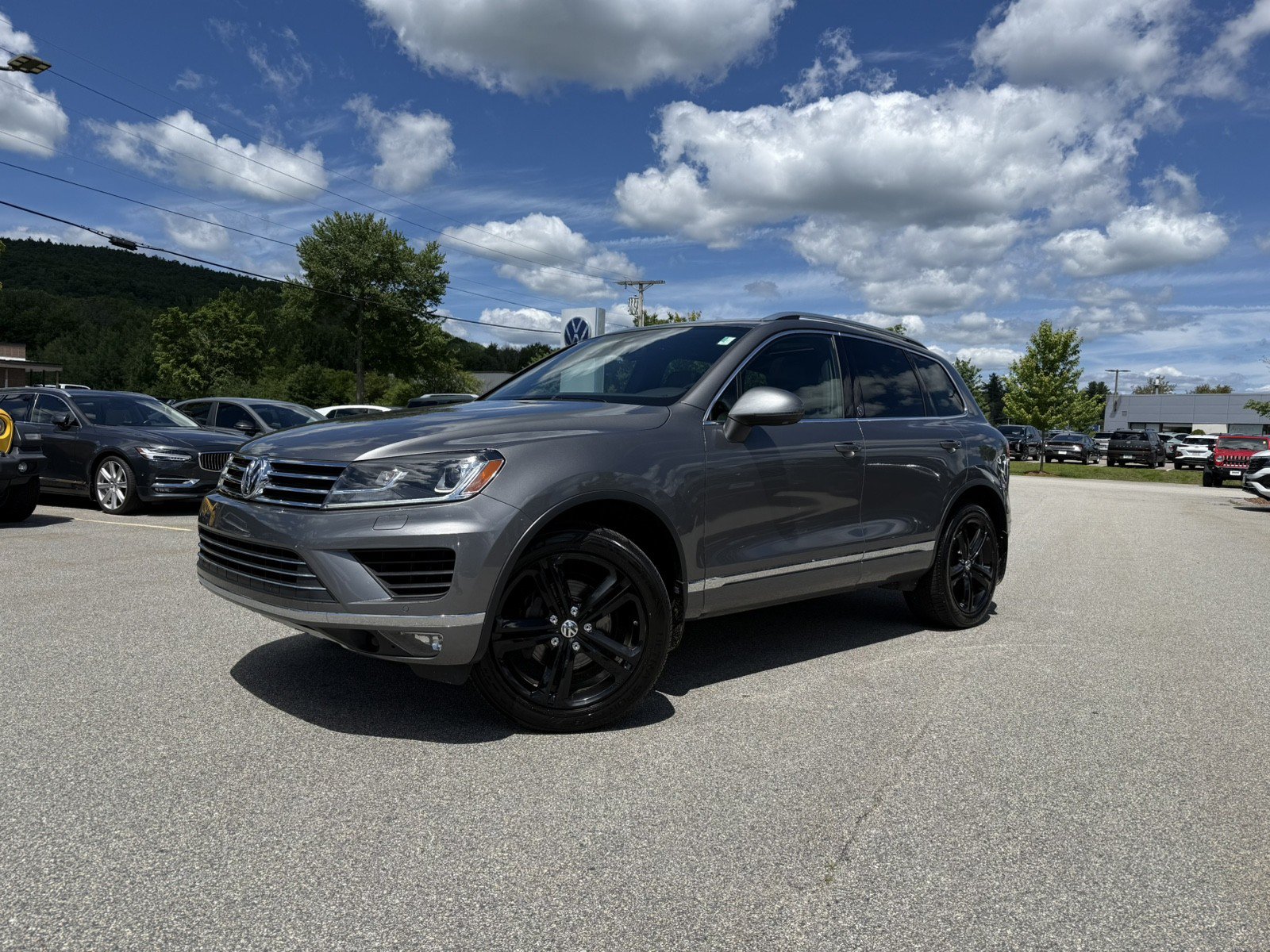 Used 2017 Volkswagen Touareg Wolfsburg Edition AWD/4WD video 1