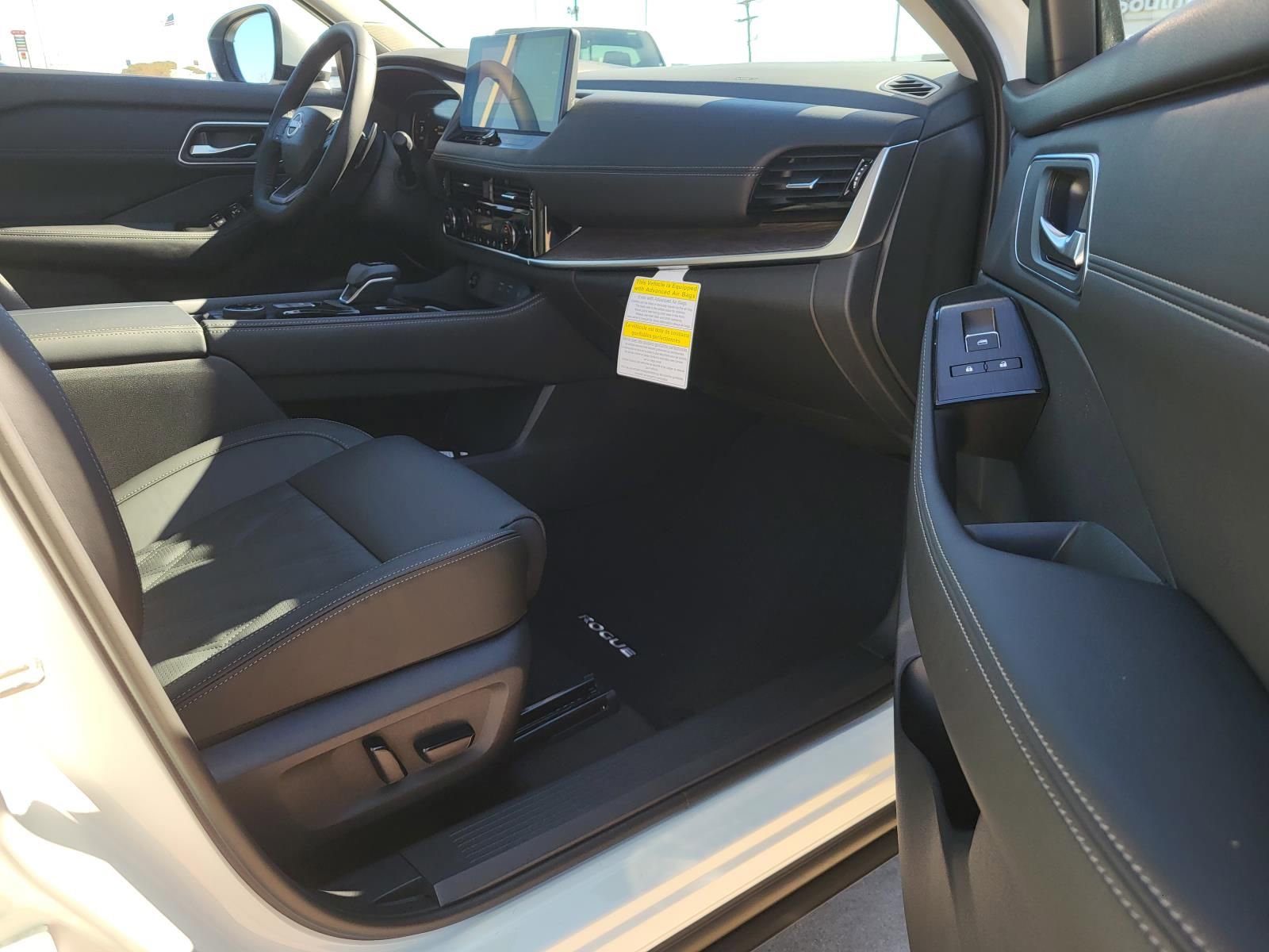 New 2026 Nissan Rogue Platinum image 13