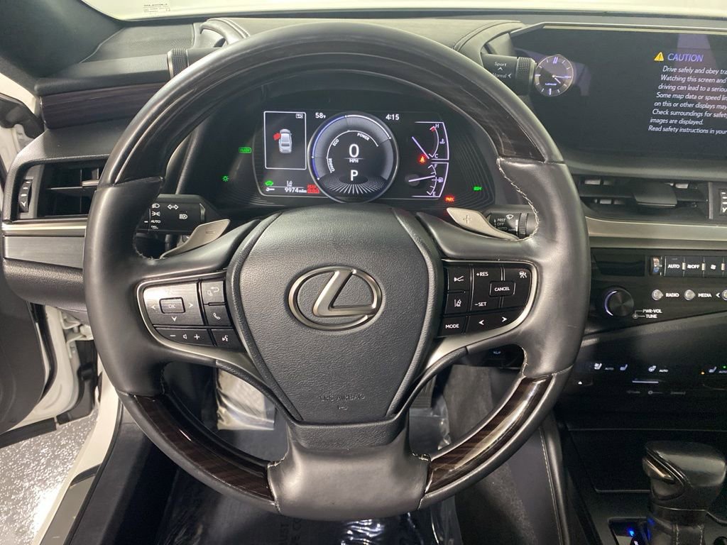 Used 2020 Lexus ES 300h w/ Premium Package image 14